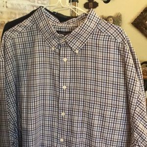Men’s plaid shirt